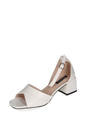 HITTA Avoimet kengät