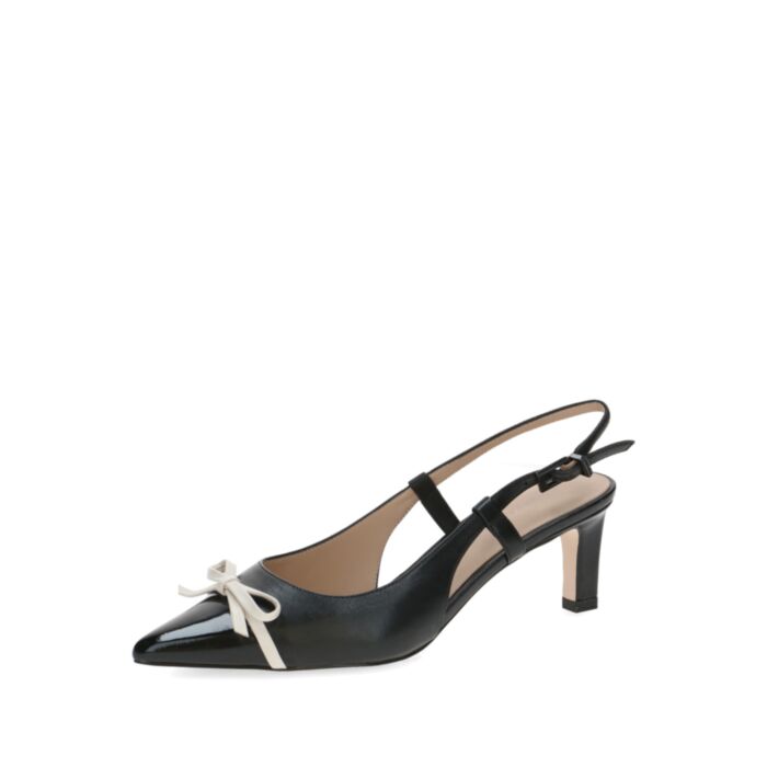 Peter Kaiser  Avoimet kengät