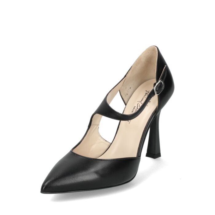 NeroGiardini Kengät